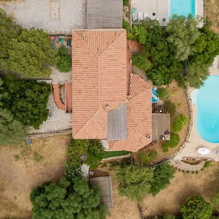 Vi Con Piscina By Wonderful Italy 切尔沃港